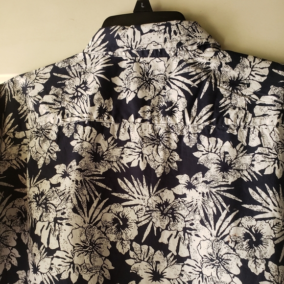Falls Creek Poplin Print Shirt - Picture 7 of 7